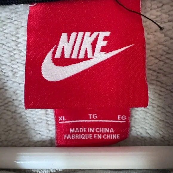 Nike Off-White Pullover Hoodie - Picture 5 of 6